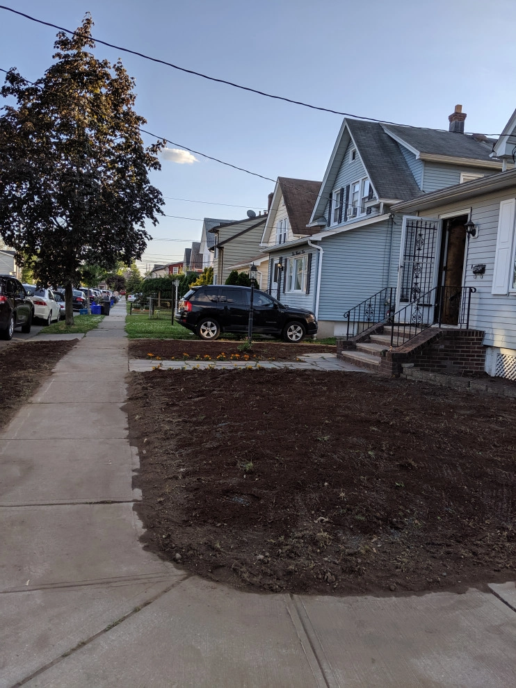 Rojas Lawn Maintenance - Photo 13