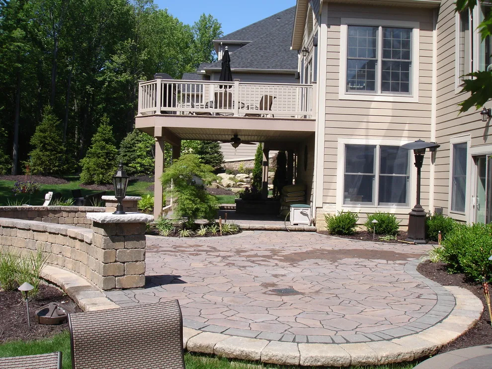Dooner Platform by Woodland Deck Company - Photo 4