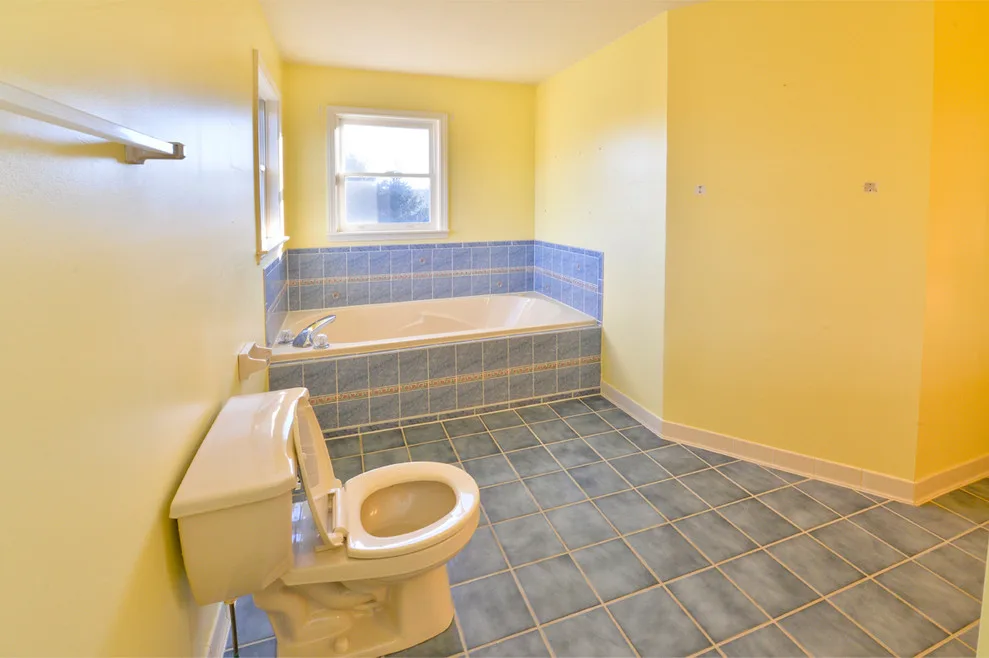 Beautiful Driftwood Bathroom Makeover by Kehoe Kustom, LLC - Photo 4