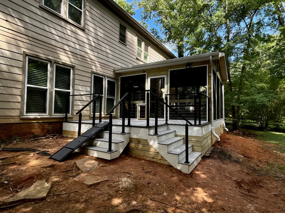 Mahogany, LLC - Photo 3