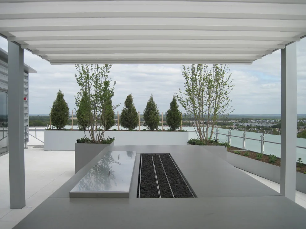 Metro Park 6 - Alexandria, Virginia by RetractableAwnings.com Inc. - Photo 2