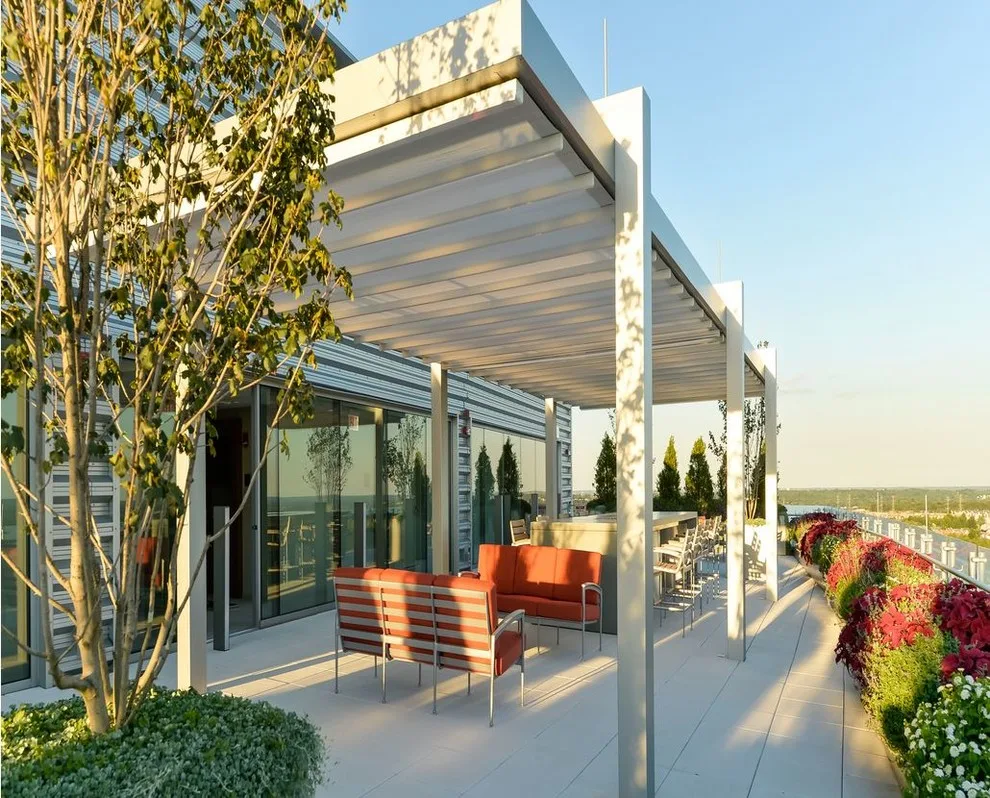Metro Park 6 - Alexandria, Virginia by RetractableAwnings.com Inc. - Photo 8