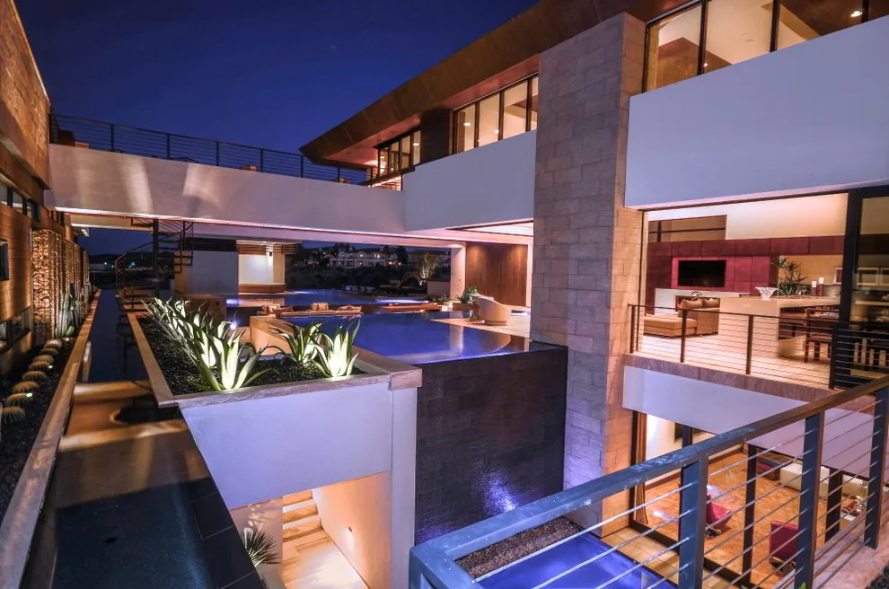 Cable Railing in the Modern American Residence by Ultra-tec - Photo 15