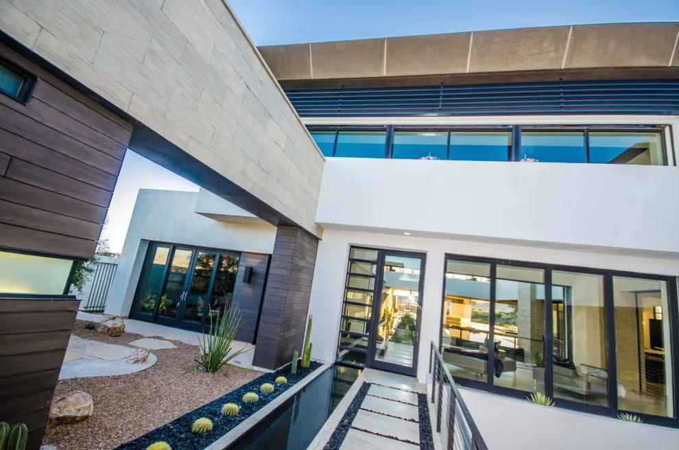 Cable Railing in the Modern American Residence by Ultra-tec - Photo 12