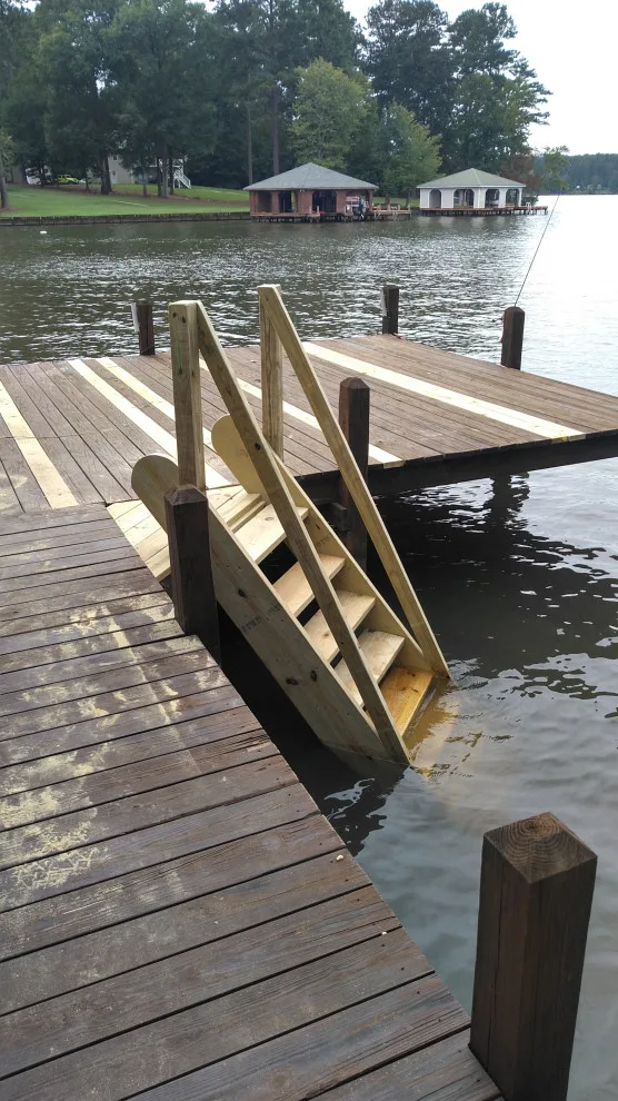 Harbors by Hinton Construction LLC - Photo 14