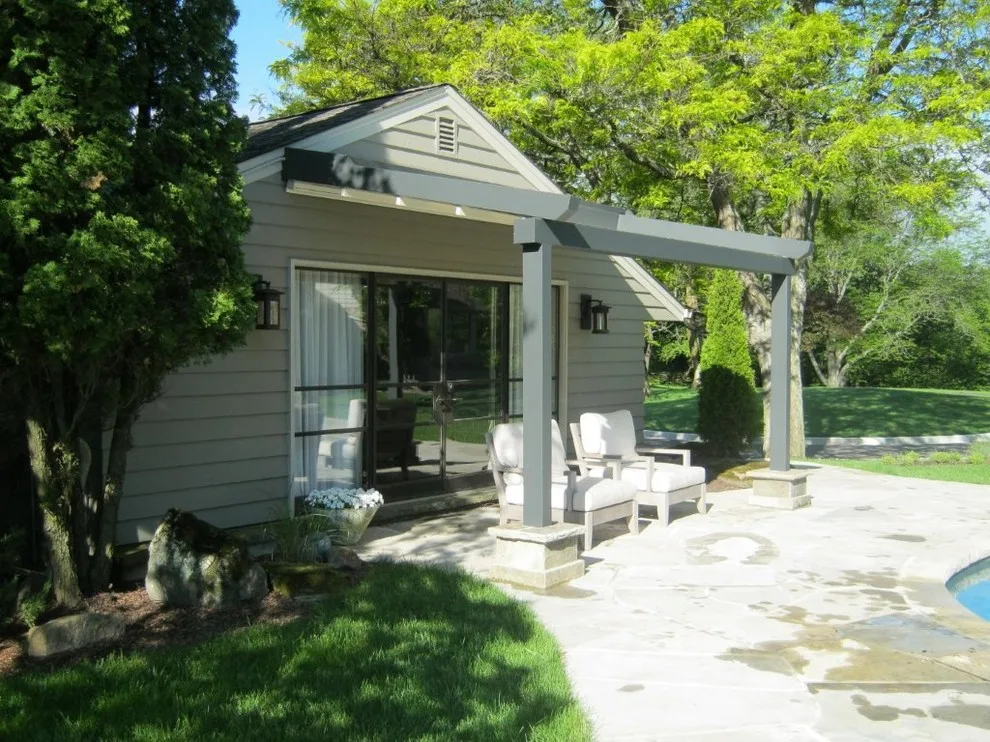 Residential project in Toronto, Canada by RetractableAwnings.com Inc. - Photo 5