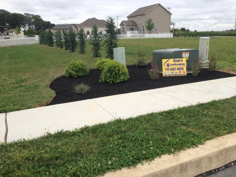 South Hanover Landscaping Design for New Home by Ryan's Landscaping Hanover, Pa Patios & Walls - Photo 6