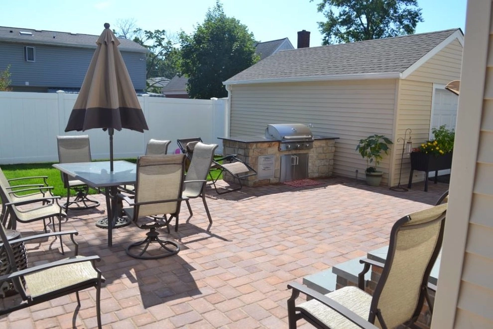 Garden City Outdoor Kitchen and Patio by Salvatore Imbriano Landscaping Inc. - Photo 2