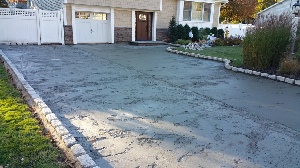Techo-Bloc Driveway Eva by Salvatore Imbriano Landscaping Inc. - Photo 4