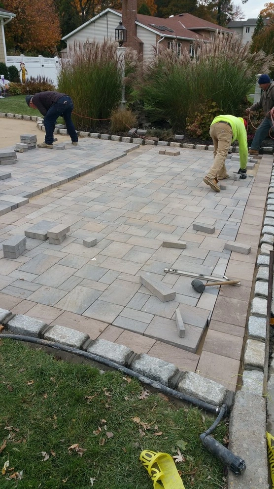 Techo-Bloc Driveway Eva by Salvatore Imbriano Landscaping Inc. - Photo 3