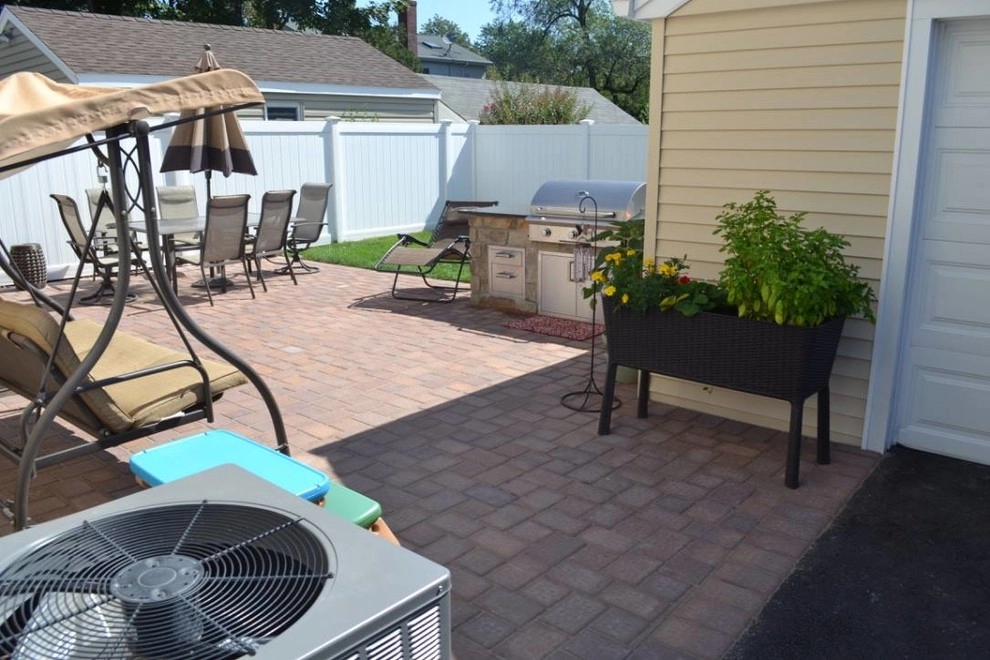 Garden City Outdoor Kitchen and Patio by Salvatore Imbriano Landscaping Inc. - Photo 7