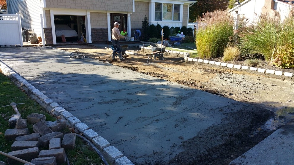 Techo-Bloc Driveway Eva by Salvatore Imbriano Landscaping Inc. - Photo 2