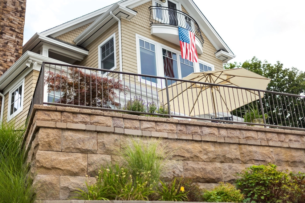 Techo-Bloc by Salvatore Imbriano Landscaping Inc. - Photo 9
