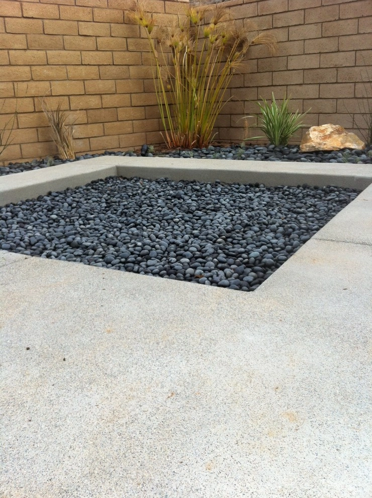 Fiberon Deck and Exposed aggregate concrete by San Diego Landscape Solutions Inc - Photo 3