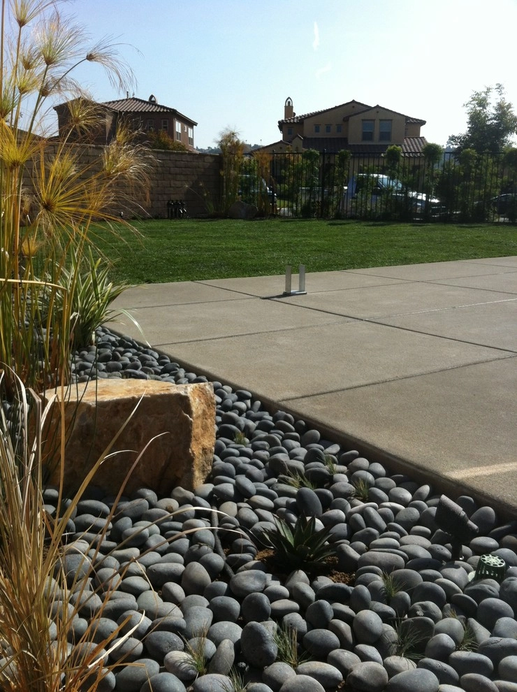 Fiberon Deck and Exposed aggregate concrete by San Diego Landscape Solutions Inc - Photo 5