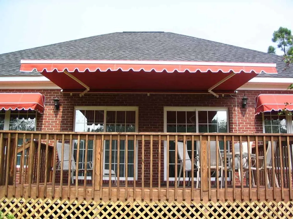 Sun Shades & Graphics Inc - Photo 3