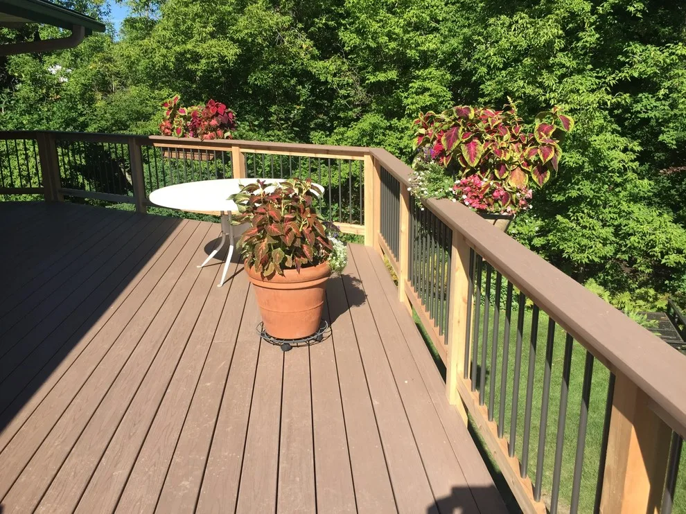 Aluminum Railing with Azek Decking by Two Teacher Construction - Photo 8
