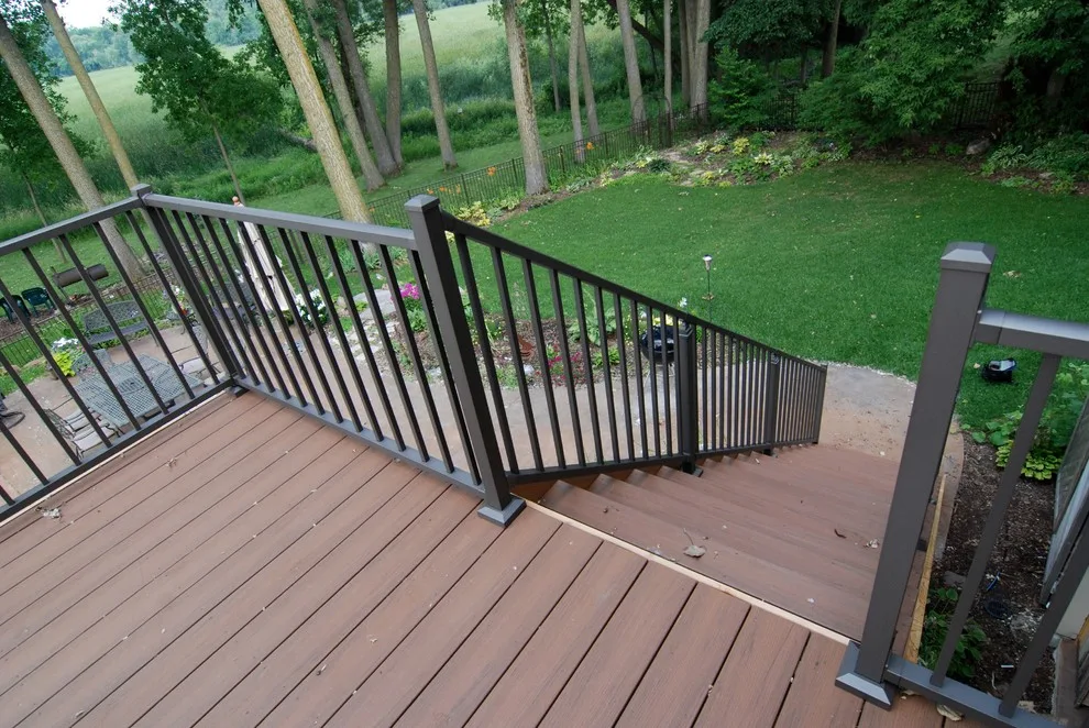 Aluminum Railing with Azek Decking by Two Teacher Construction - Photo 6