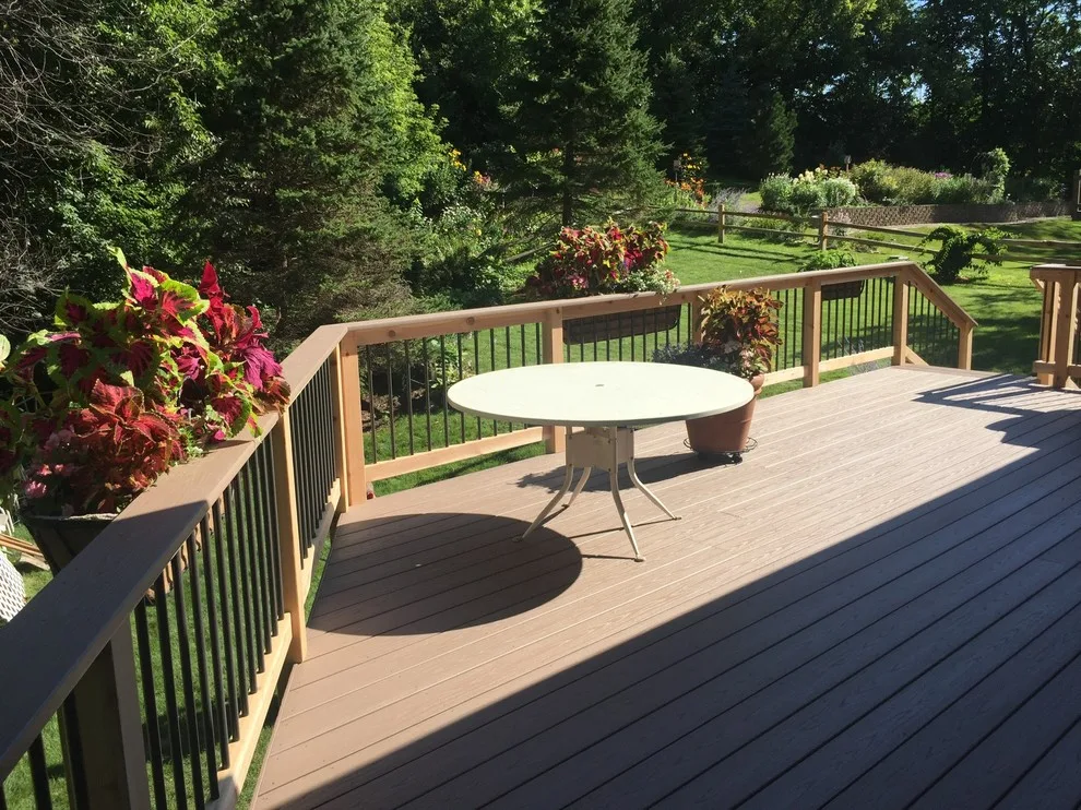Aluminum Railing with Azek Decking by Two Teacher Construction - Photo 9