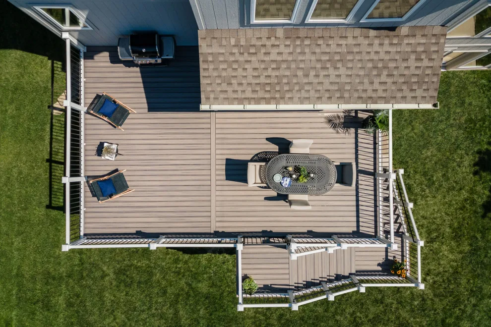 Kansas City, MO Backyard Deck Inspiration by Trex Company INC - Photo 6