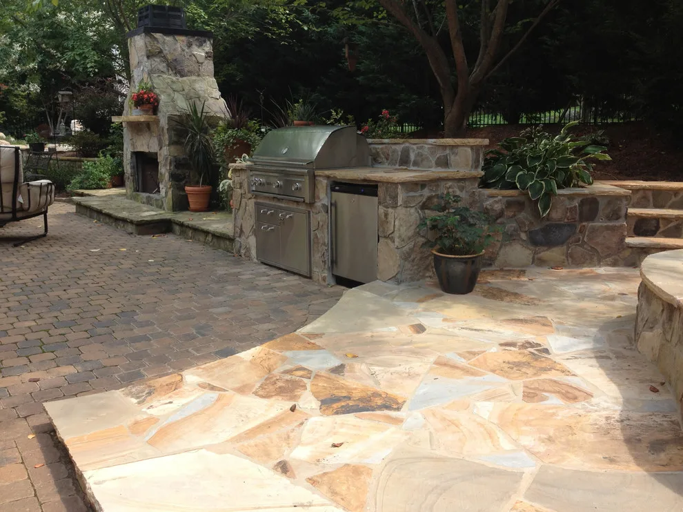 Outdoor Garden Design by Lake Vision Develpment - Photo 9