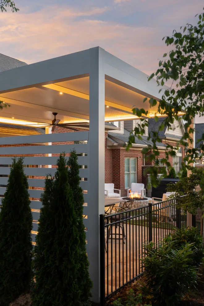Louvered Outdoor - Photo 11