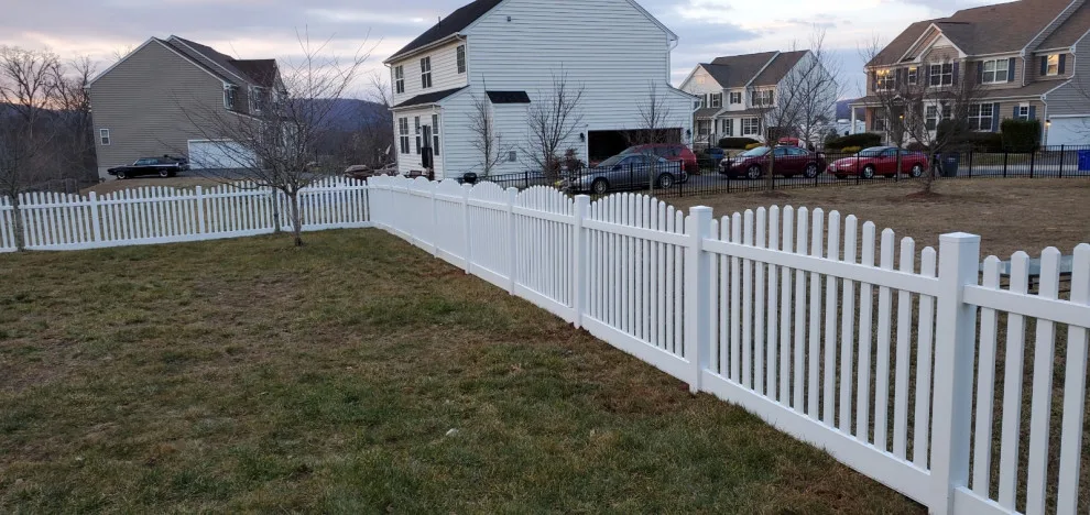 Elegant Barrier by M.C. Fence And Deck - Photo 3