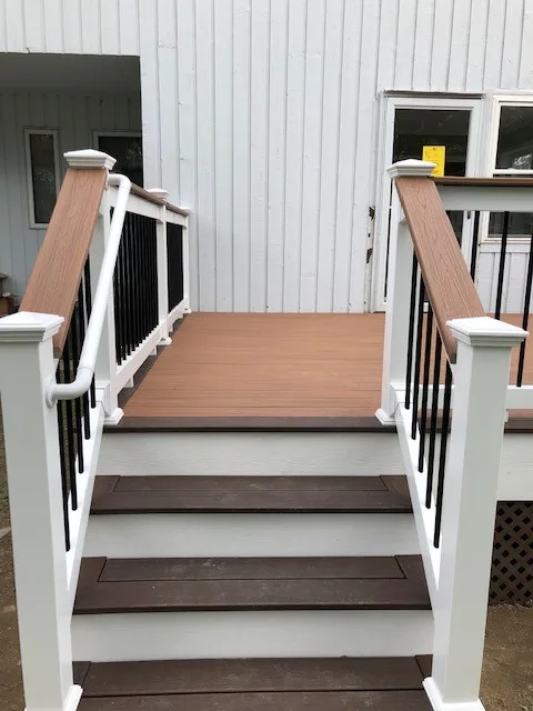 Stunning TREX Transcend "Tiki Torch" deck featuring cocktail railing by DTR Construction Service - Photo 7