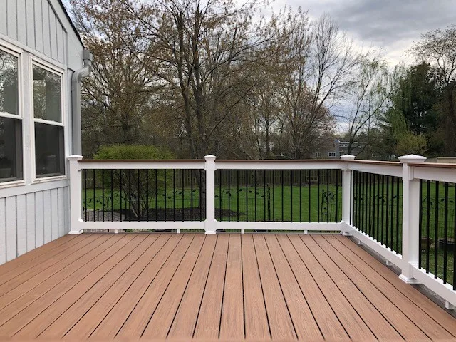 Stunning TREX Transcend "Tiki Torch" deck featuring cocktail railing by DTR Construction Service - Photo 8