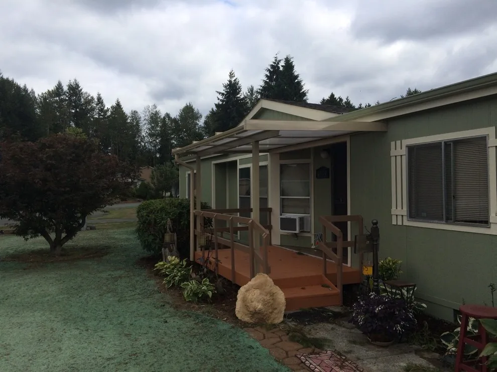 Tan Structure by American Patio Covers - Photo 2