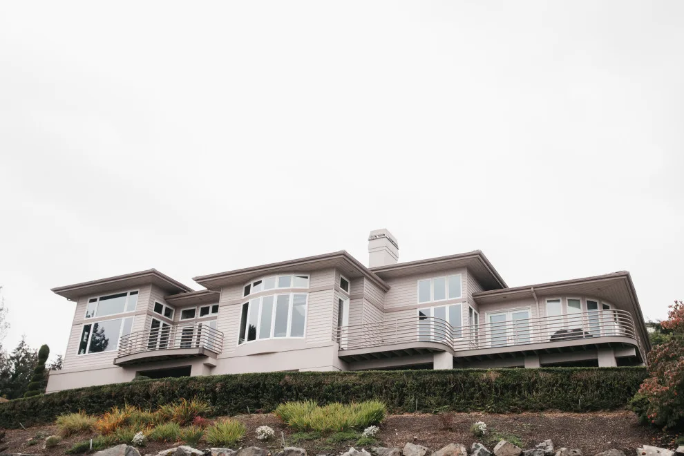 Bellevue Deck Restoration by Legacy Decking - Photo 8