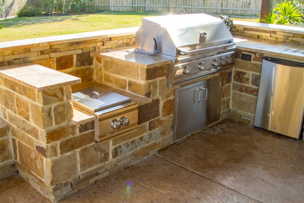 Enclosed Outdoor Cooking Area and Fire Pit by HomeScapes - Photo 2