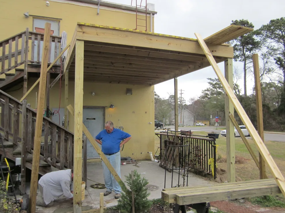 Ocean Breeze Exterior - Photo 5