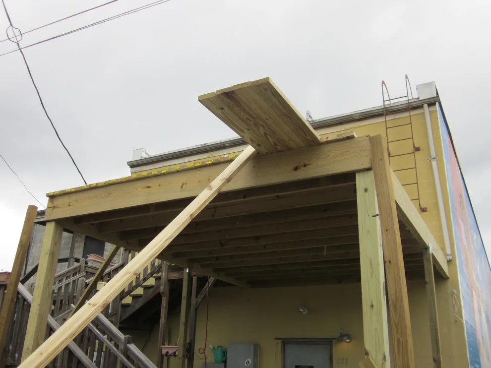 Ocean Breeze Exterior - Photo 3