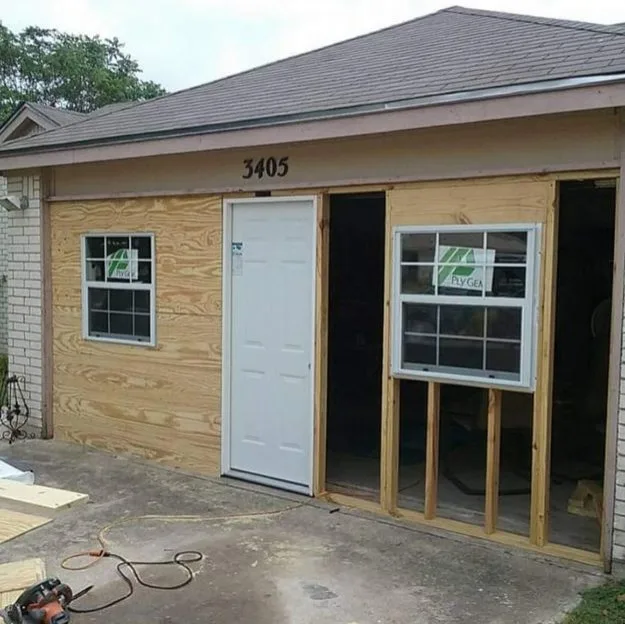 TB Deck & Fence Repair And Powerwashing - Photo 12