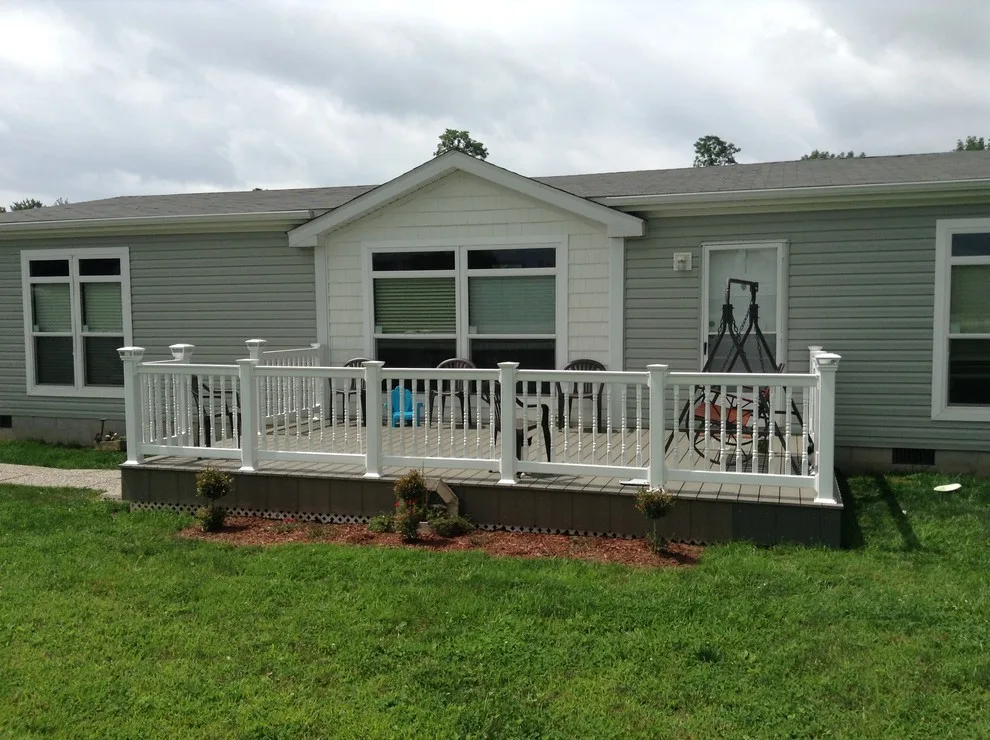 Decking for a mobile home by Sweetwater Woodcraft - Photo 2