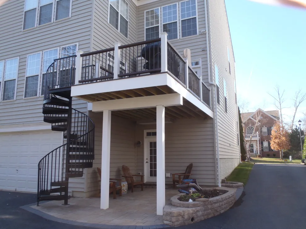 TREX Spiral Staircase Composite Deck by Deckscapes Of VA, LLC - Photo 5