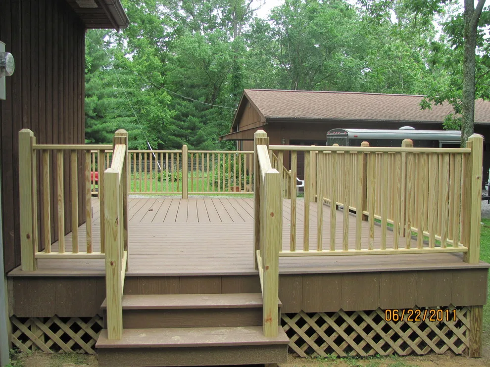 Wood-railed composite deck by Sweetwater Woodcraft - Photo 3