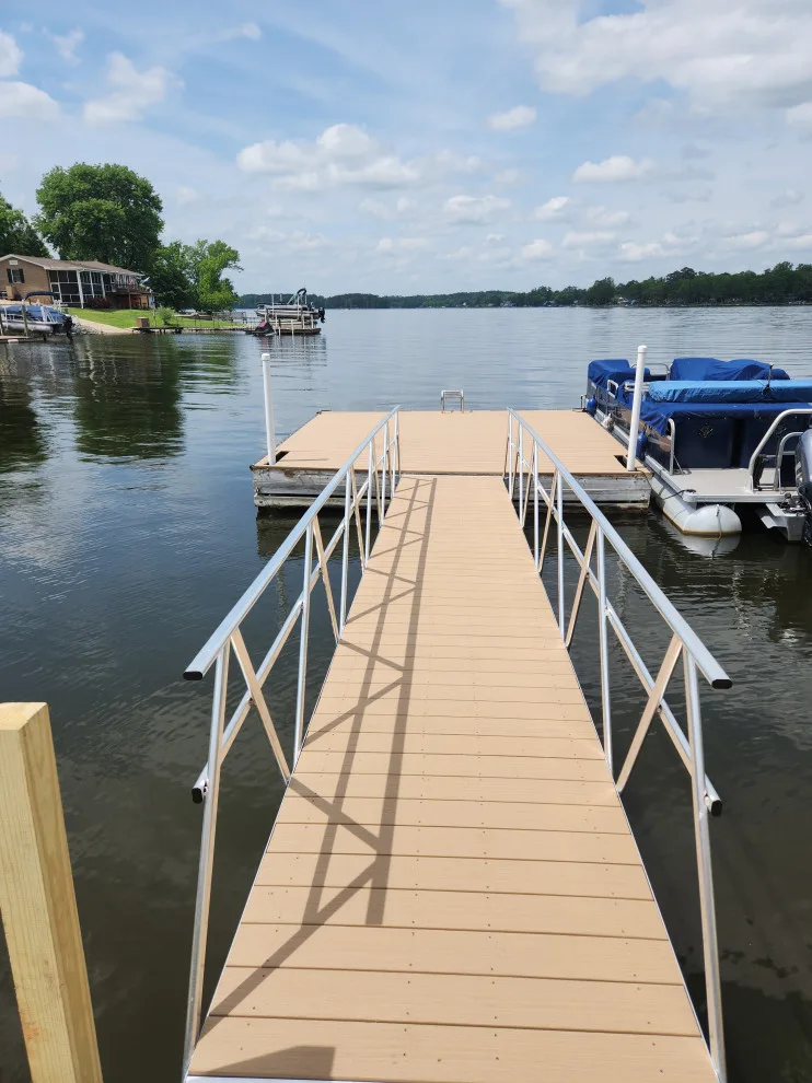 Modular Dock by Freeman Home Repair - Photo 4