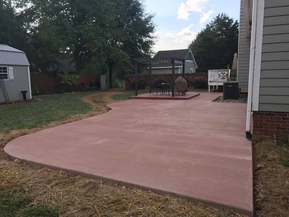 Wray's Concrete Finishing - Photo 8