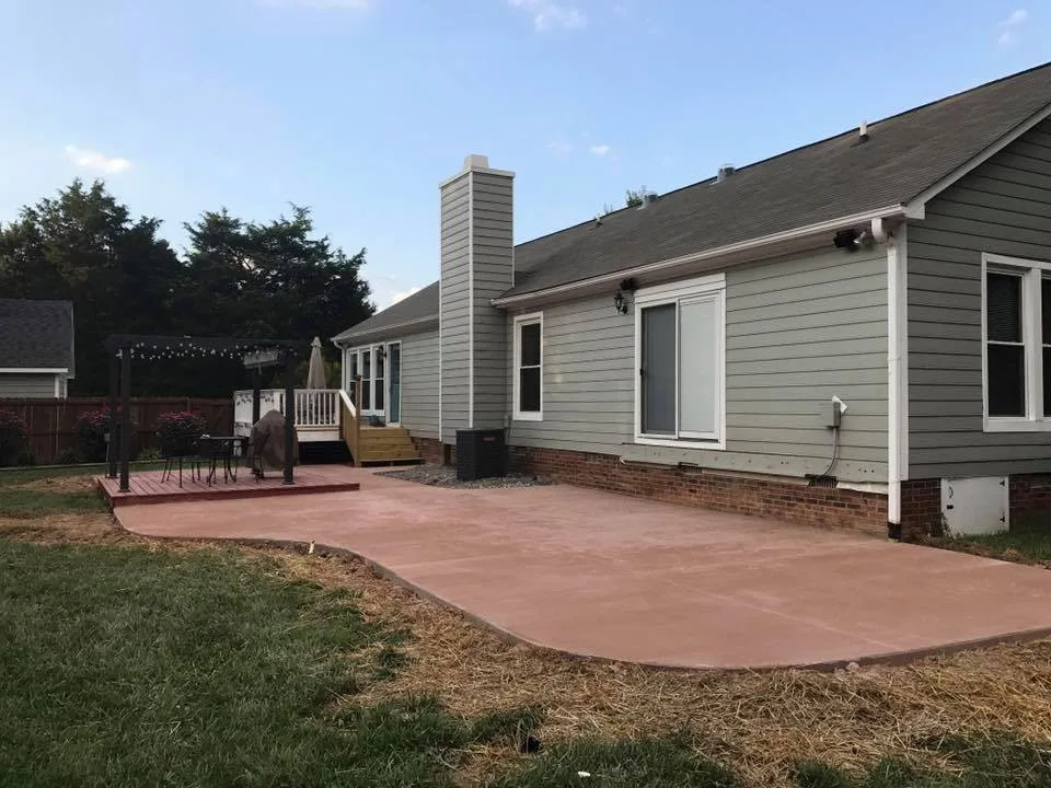 Patios Made of Concrete by Wray's Concrete Finishing - Photo 11