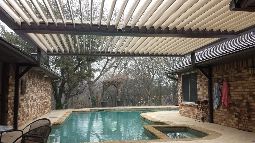 Postless Courtyards by Equinox Louvered Roof - Photo 2