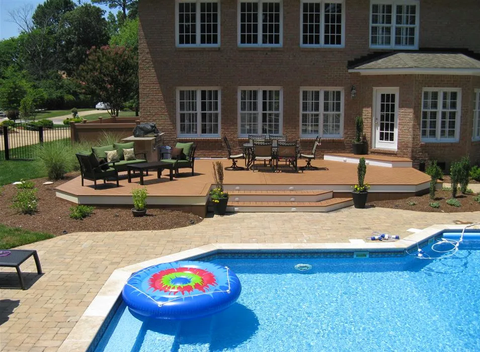 Affordable Custom Decks - Photo 5