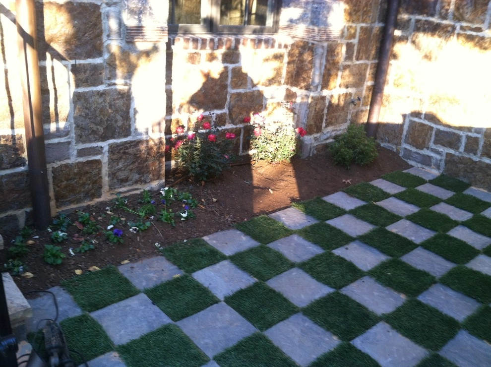 Charlotte Checkerboard Courtyard by SecureTurf - Charlotte Landscaping Experts - Photo 2
