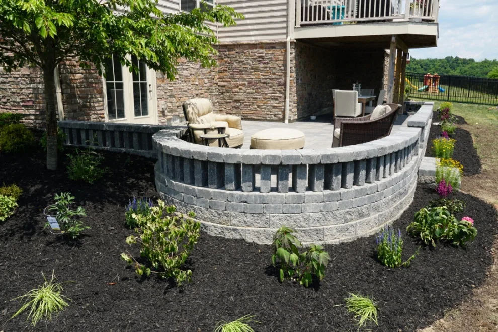 Darin's Outdoor Space by Alumni Landscaping LLC - Photo 3