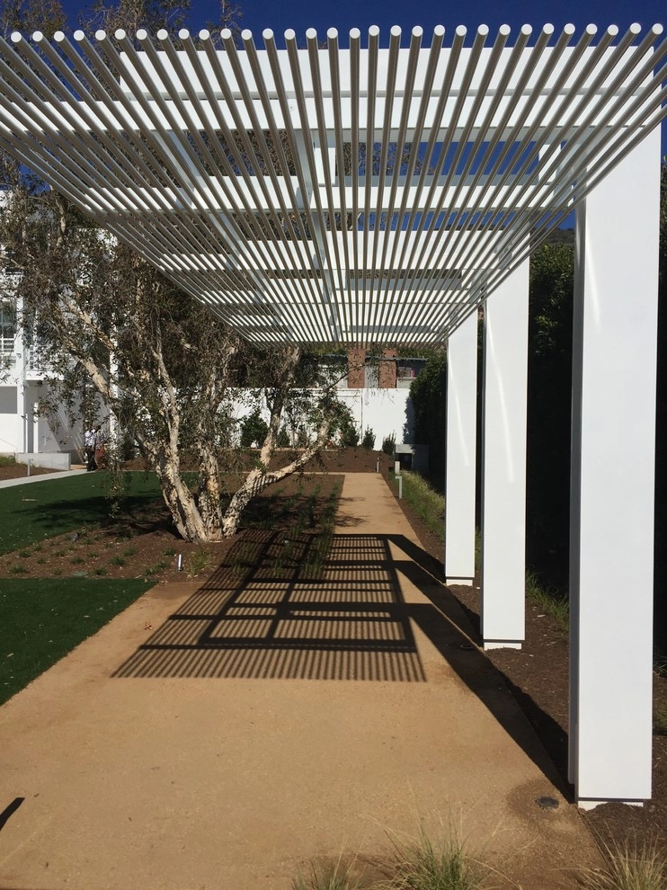 Malibu Residence by Seed Landcare - Photo 9