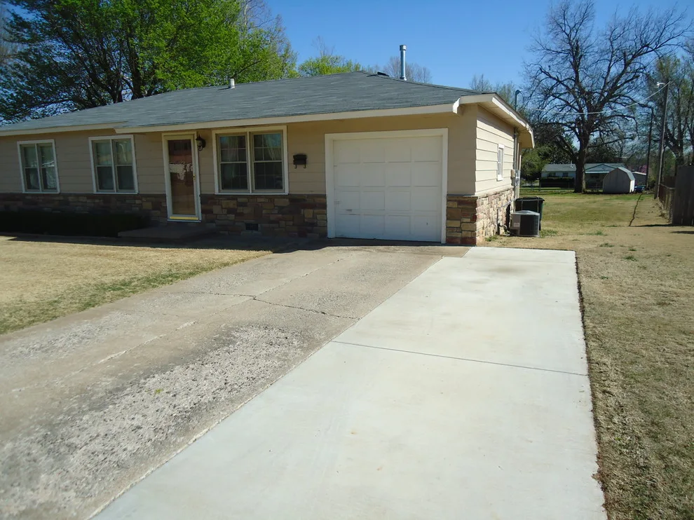 DAVIS GARAGE STRUCTURE by Phoenix Builders Of Tulsa LLC - Photo 4