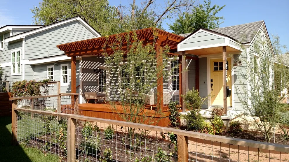 Pergola and Deck at Historic Austin Home by Archadeck Of Austin - Photo 3