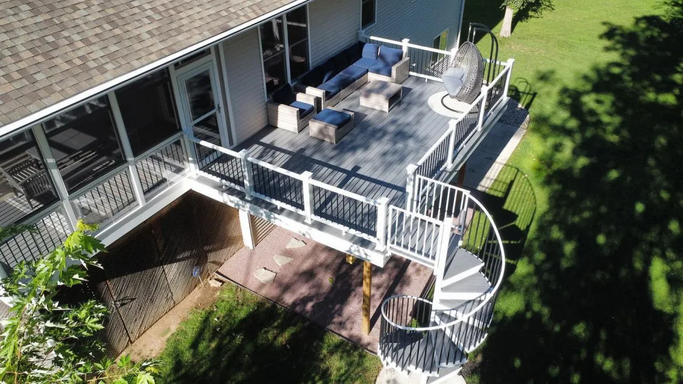 Portfolio Deck by 24/7 Deck Builders - Photo 2