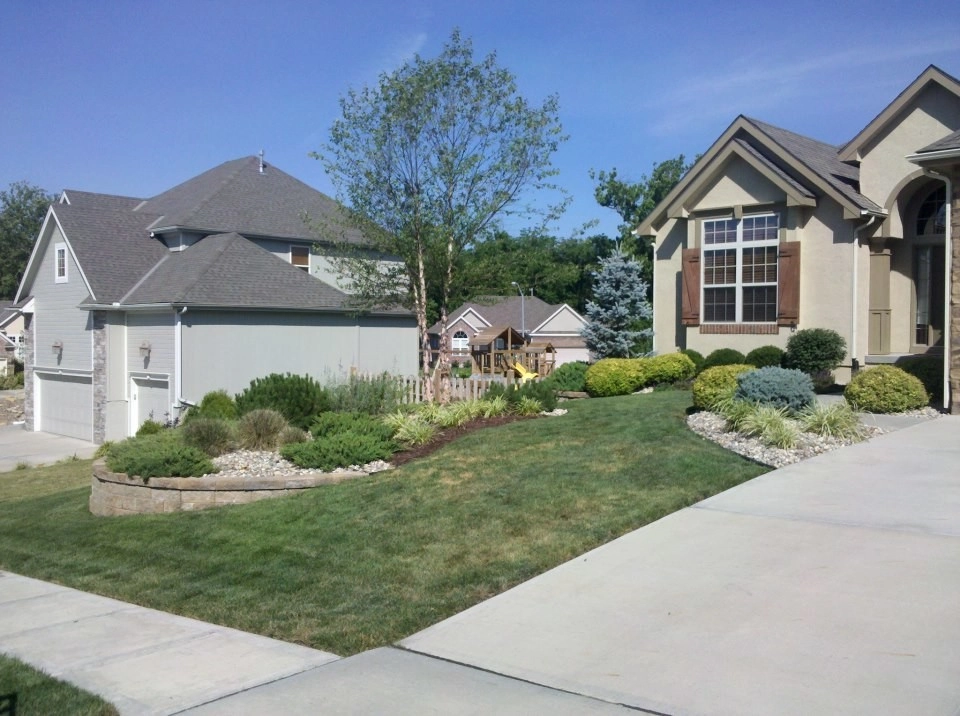 Landscapes by Sharp Landscaping Inc. - Photo 14